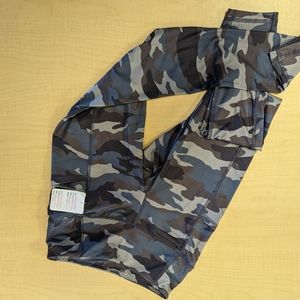 Green and Grey camo legging